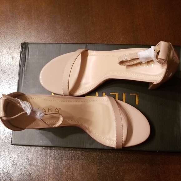 Liliana Shoes - 🆕️Liliana Nude shoes